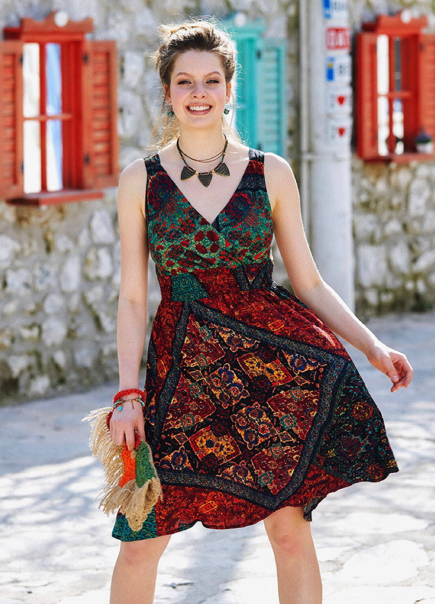 Orientalische Blüten – Sommerkleid mit Ethno-Muster